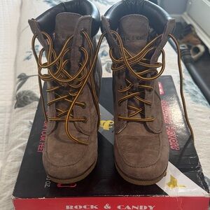 Rock & Candy by Zigi woman’s sway wedge  Lace-Up Bootie with box